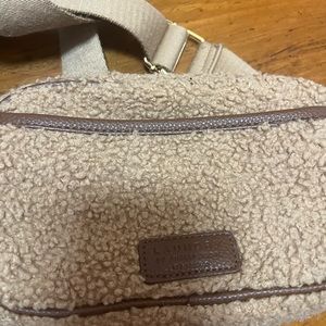 Cute Faux Sherpa Laundry bag purse crossbody by Shelli Segal